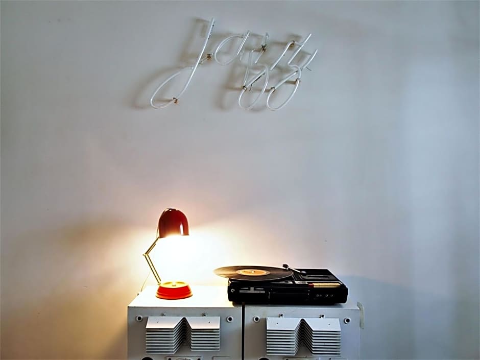 Living Lounge Hostel