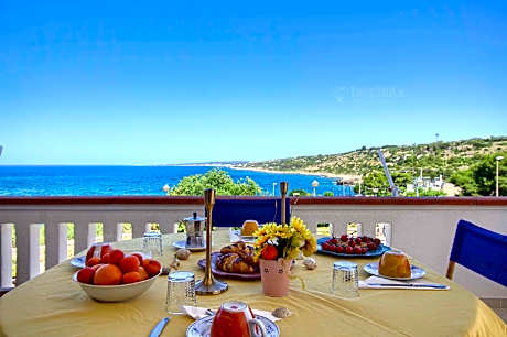 Sunset Greg, lovely front bay terraced house