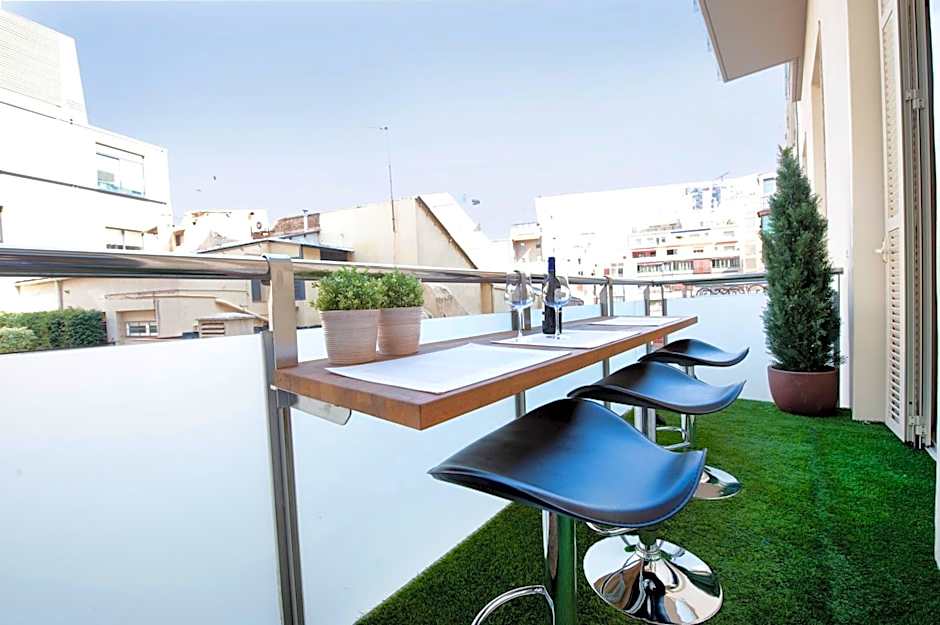 You Stylish City Center Apartments