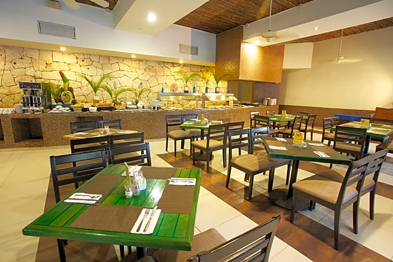 Tukan Hotel Playa del Carmen
