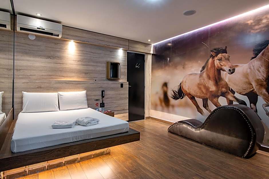 Motel Fantasy 3 (Adult Only)