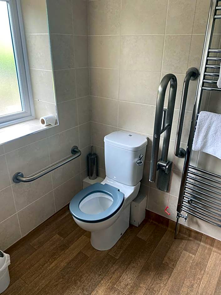 315 Bar & Restaurant