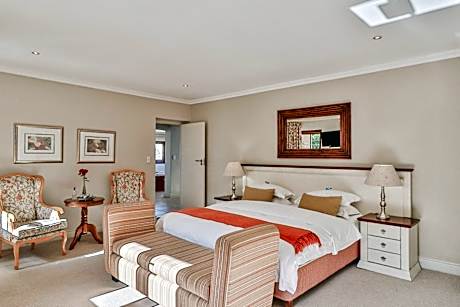 Luxury Mountain View Suite