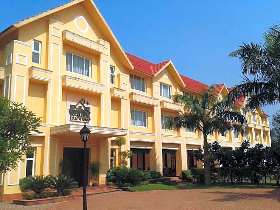 Country Roads Resort