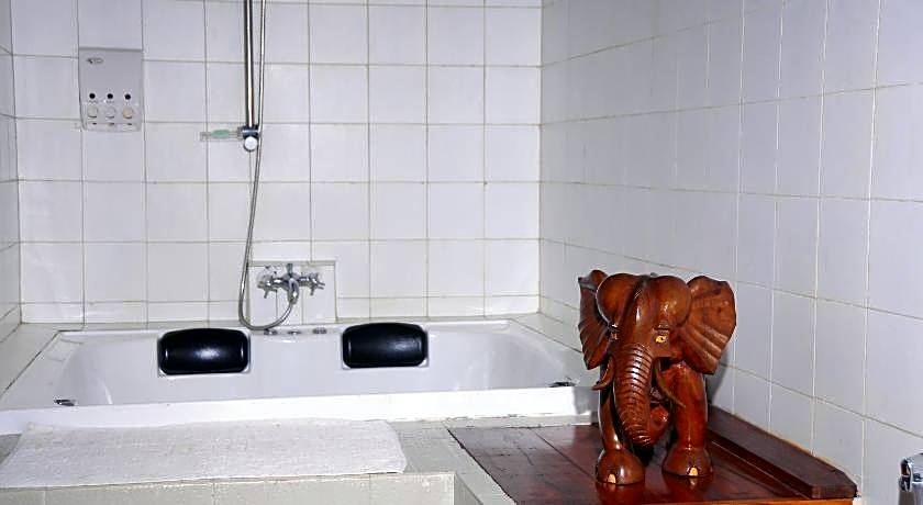 Boulder Garden Hotel