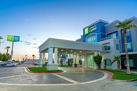 Holiday Inn Express Hotel & Suites El Centro By IHG