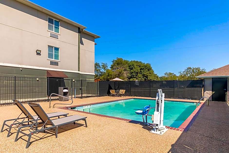 Quality Inn & Suites - Marlin