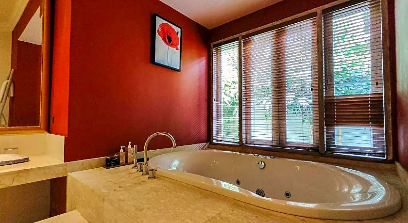 Seminyak Square Hotel And Villas