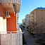 One-bedroom flat with balcony and AC