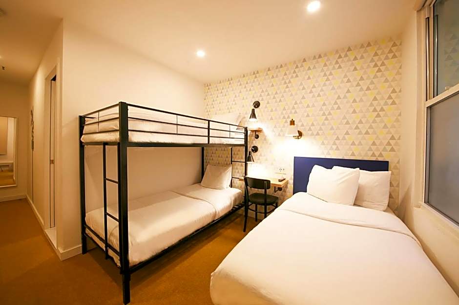 Doxie Hotel
