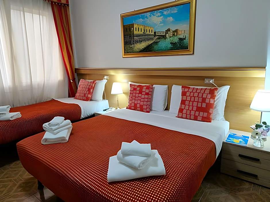 HOTEL TiTO