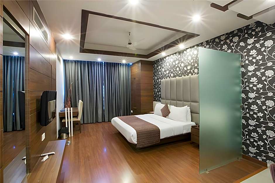 Hotel Narulas Aurrum