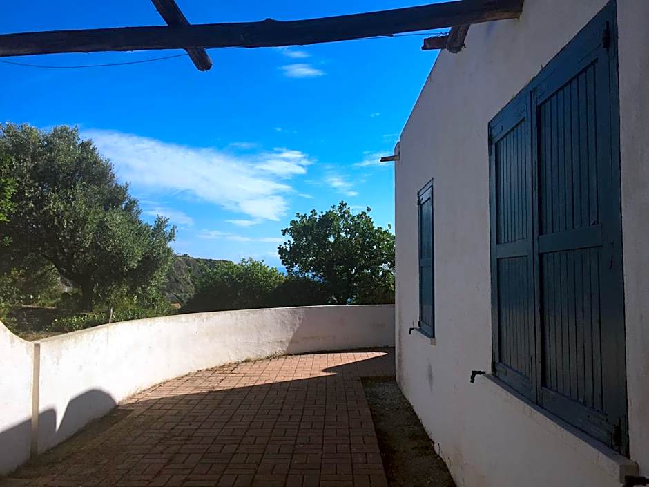 Photo 1 of 16 of Bungalow, Sea View