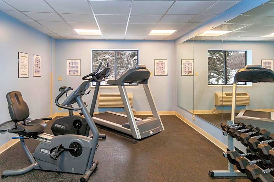 Days Inn by Wyndham Duluth Lakewalk