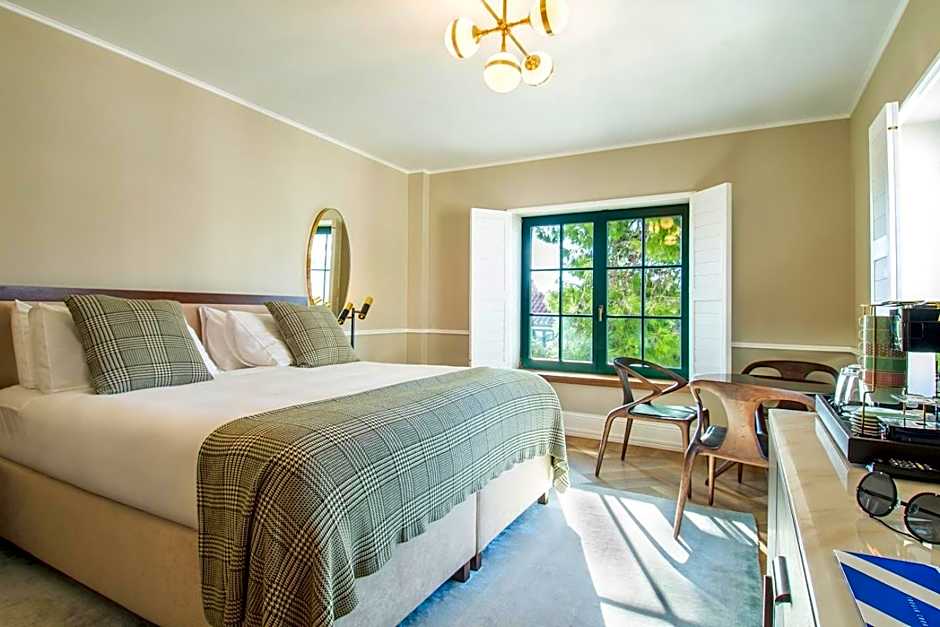 Brown Beach House Trogir