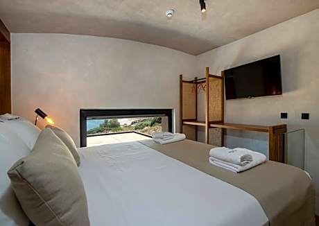 Executive Suite Private Pool