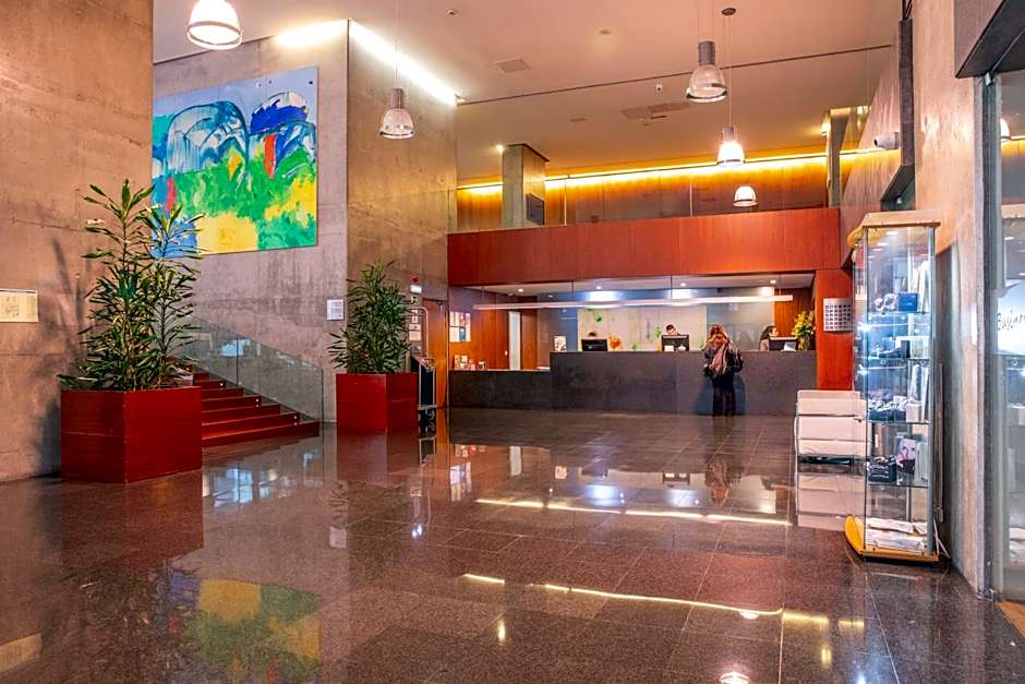 Vip Executive Arts Hotel