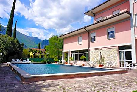 Hotel Diana