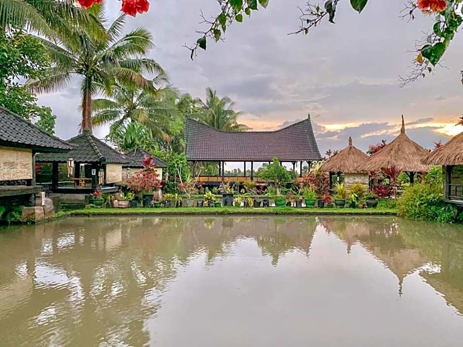 Lesehan Cahaya Tetebatu Inn Syariah at Desa Wisata – Tetebatu, ID
