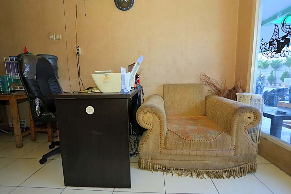 Capital O 93371 Pelangi Residence 5