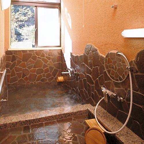 Atsugiiiyama Onsen Motoyu Ryokan