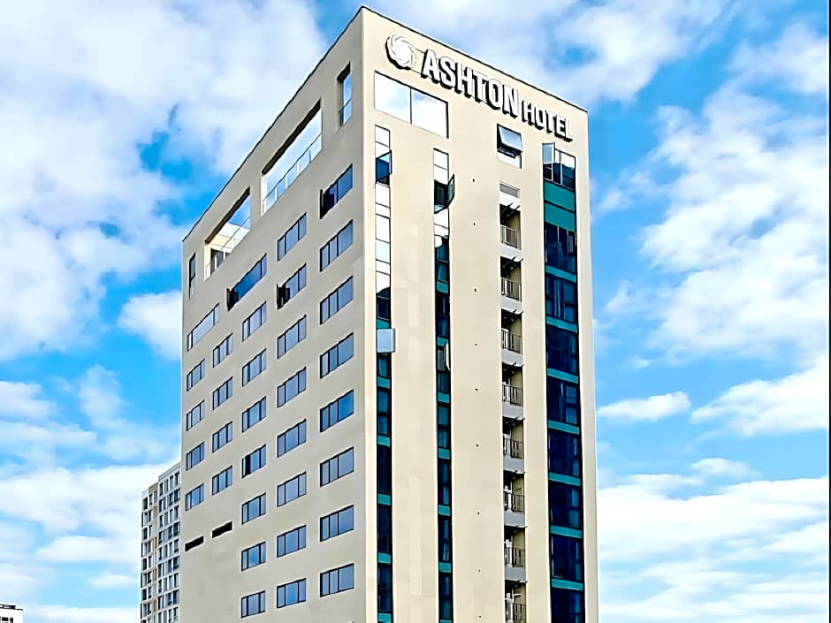 Photo 1 of 50 of Ashton Hotel