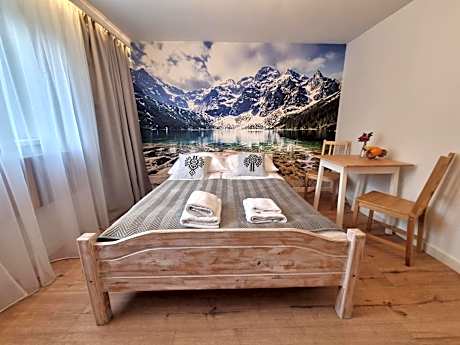 Apartment with Garden View - Ground Floor