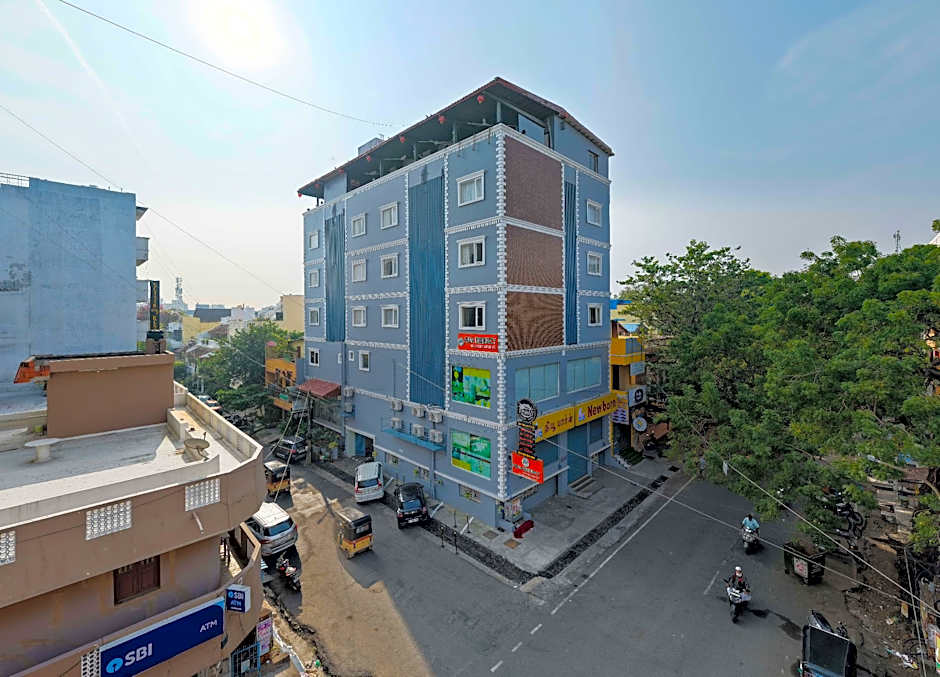 Anna Residency- White Town