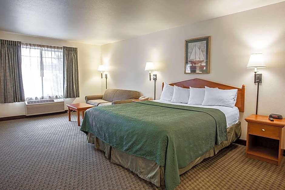 Quality Inn & Suites Federal Way - Seattle