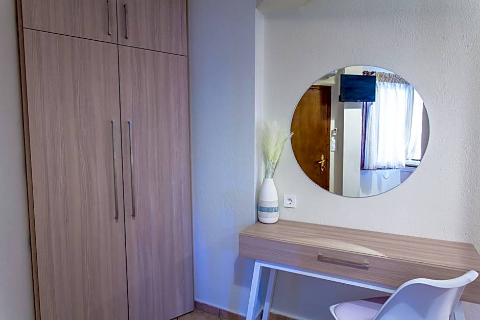 Maistrali Beach Studios