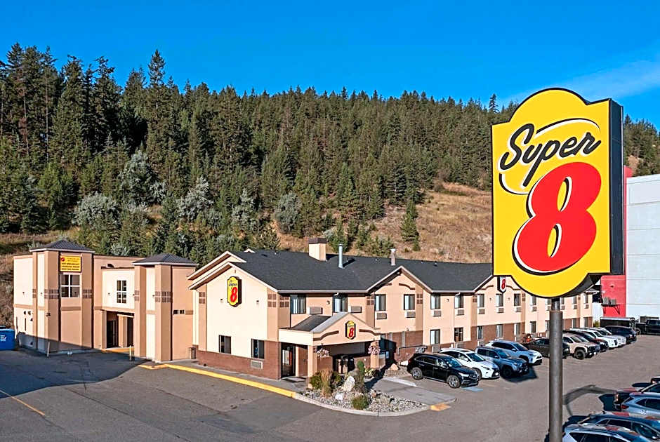 Super 8 by Wyndham Kamloops BC
