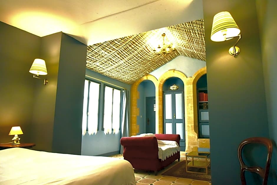 Photo 1 of 9 of Junior Suite