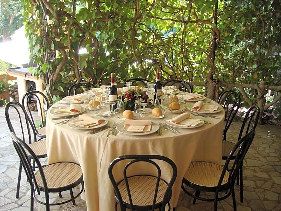 Hotel Paradiso