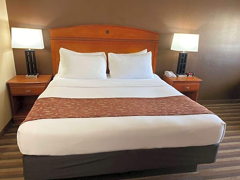 Best Western Manhattan Inn