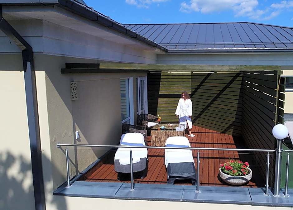 Aqua Center Apartments