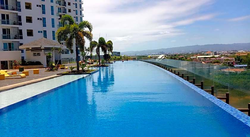 CSuites at 8 Newtown Mactan Cebu