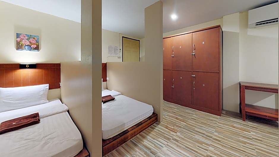 Phangan Barsay Hostel