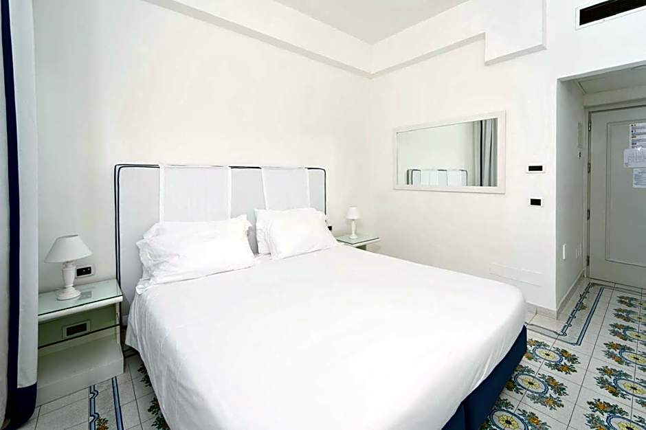 Regina Cristina Hotel
