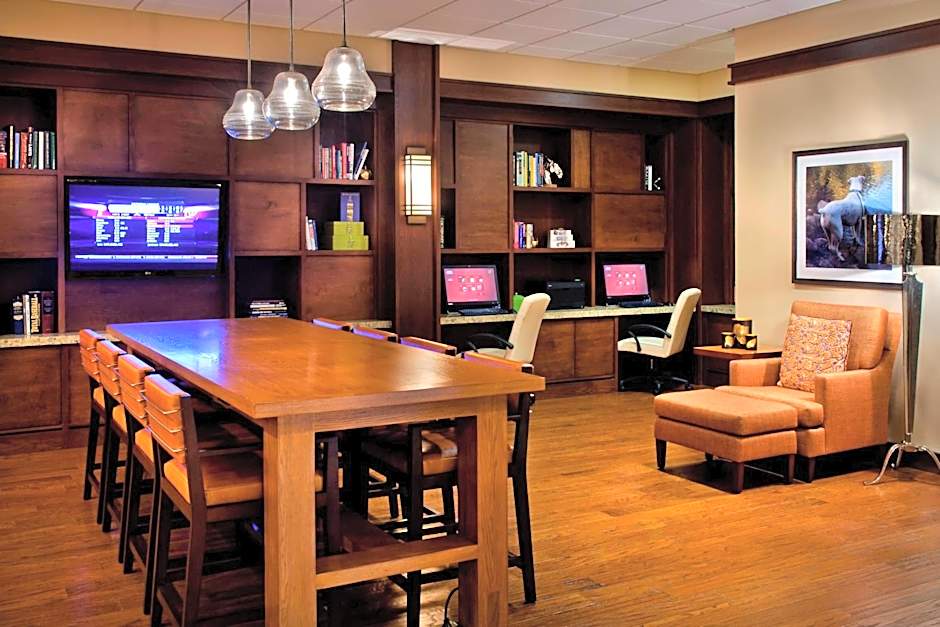 Trumbull Marriott Shelton