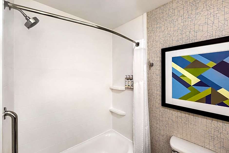 Holiday Inn Express Hotel & Suites Anniston/Oxford By IHG
