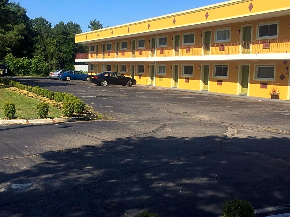 Travel Inn and Suites