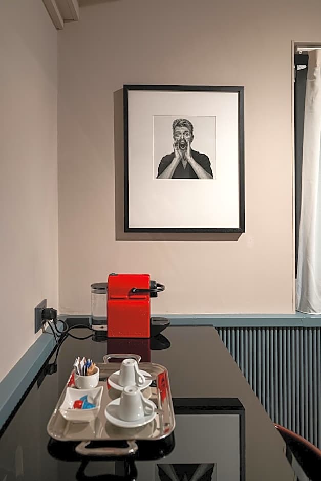The Glam Boutique Hotel & Apt