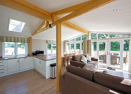 Athelington Hall Farm Lodges