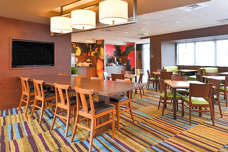 Fairfield Inn & Suites by Marriott Warrensburg