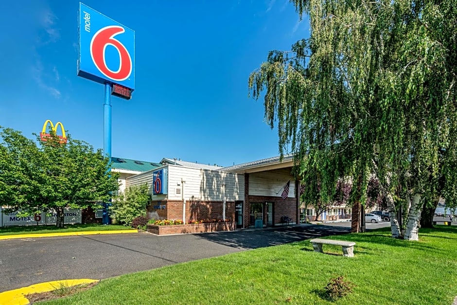 Motel 6 Clarkston, WA