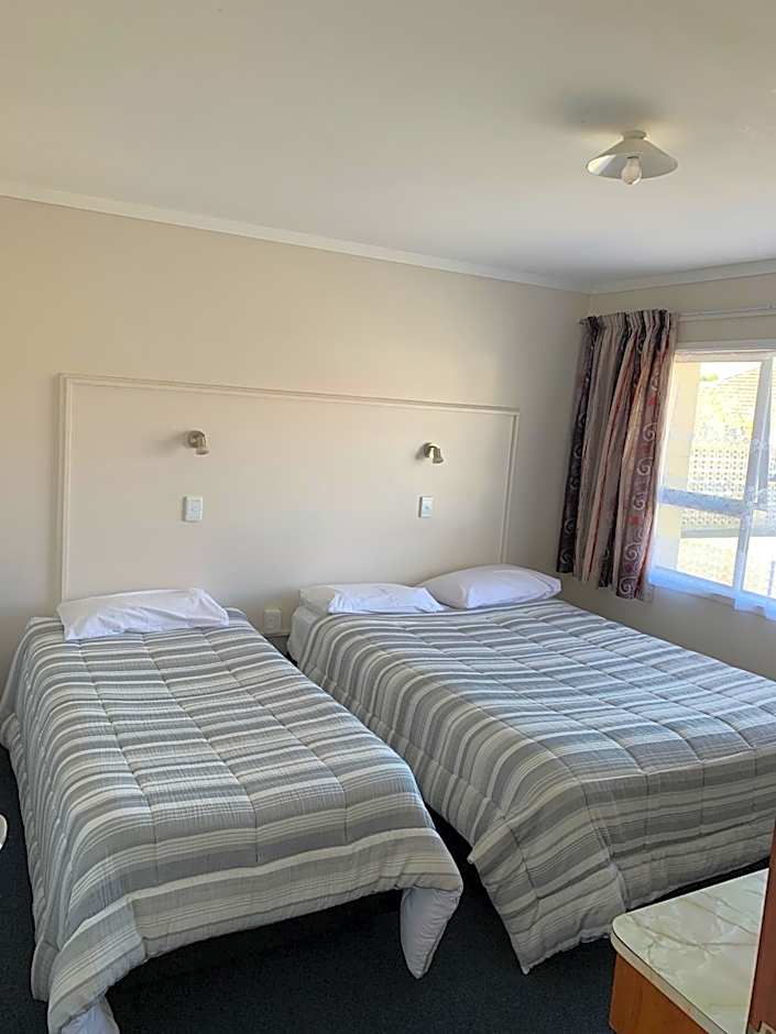 ASURE Wayfarer Motel