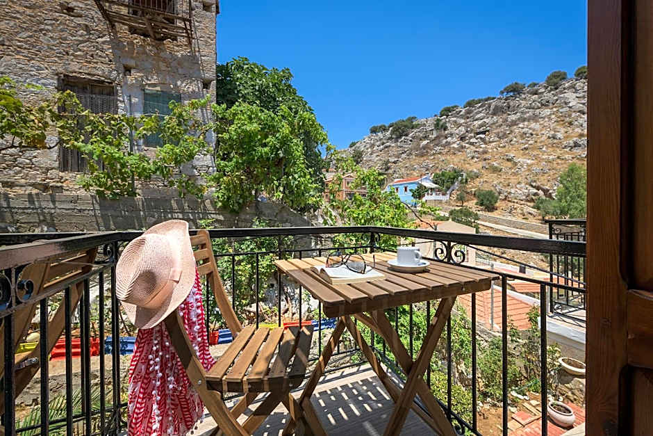 Grace Hotel & Studios