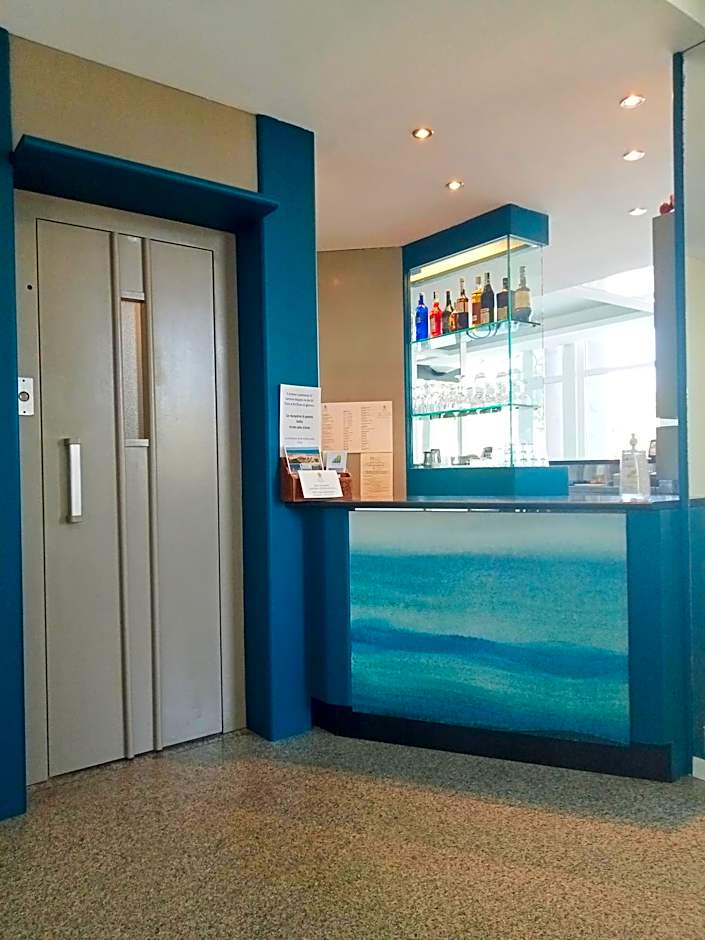 Hotel Alb's