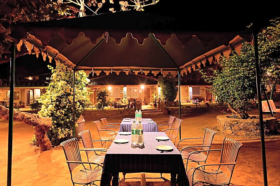 Hotel Castle Rock Mount Abu by SAH