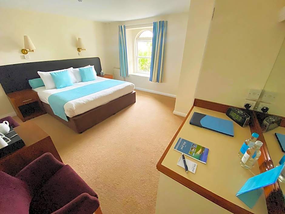 The White House Hotel